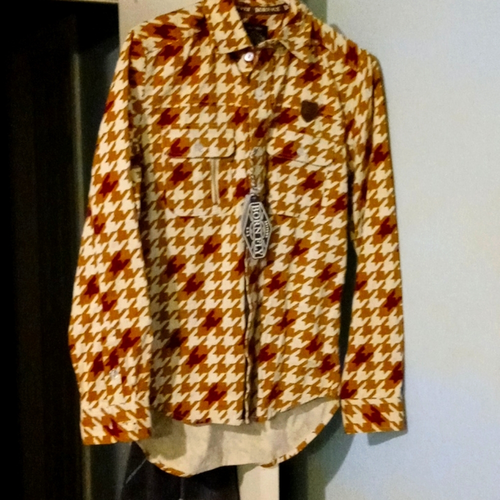 Born Fly button up